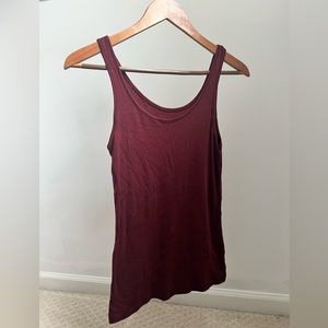 Maroon tank top